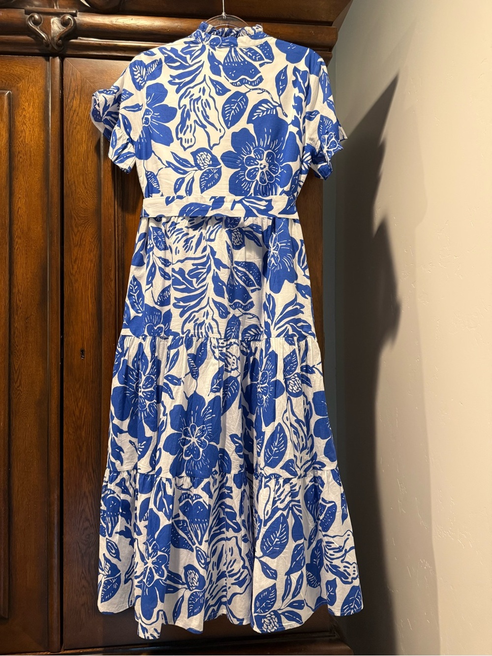 Tuckernuck x J.Marie’s Jill Ruffle Blue Floral Midi Dress with Tie Waist - Picture 2 of 4